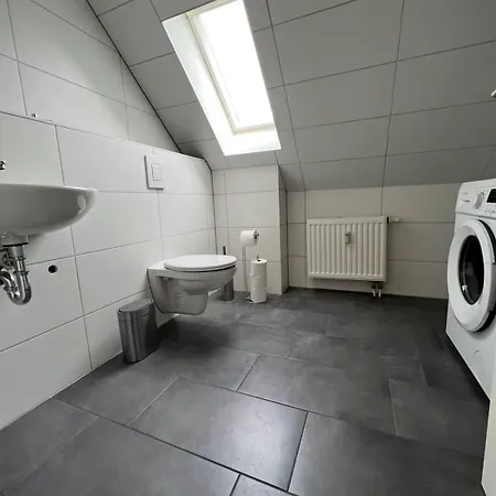 شقة Kanti - Maisonette Mit Parkplatz Fuer 4 Gaeste شيمنيتز